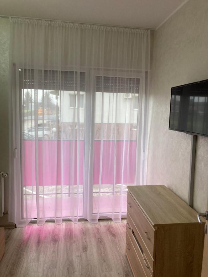 Bhoeme Apartament Oradea Exteriér fotografie