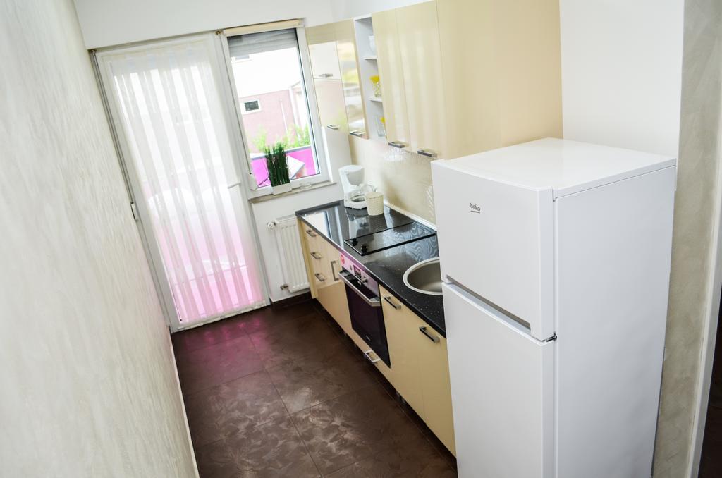 Bhoeme Apartament Oradea Exteriér fotografie