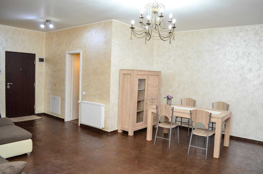 Bhoeme Apartament Oradea Exteriér fotografie